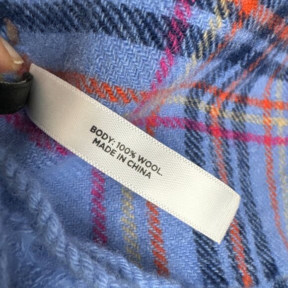 Talbots Winter 100% Wool Scarf  Plaid Fringe 62 x 19 Rectangle Shawl Wrap Soft - Picture 5 of 7